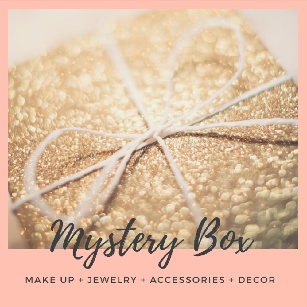 😍 Mystery Box! 📦 Check listing for more info!!